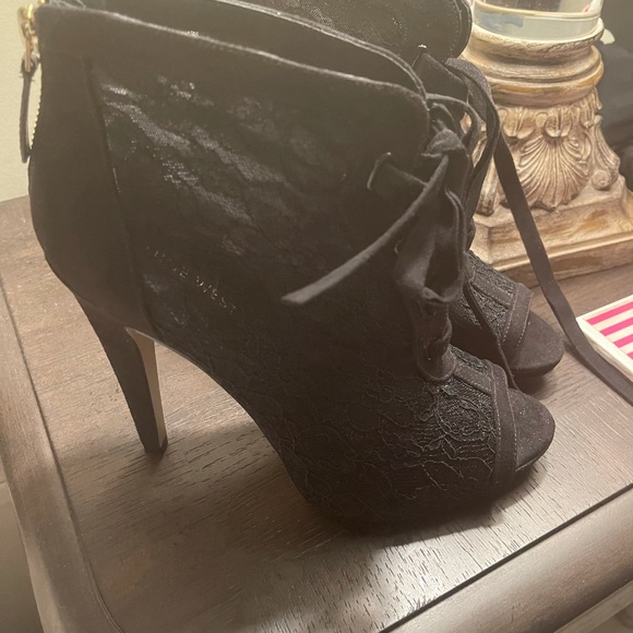 Nine West bootie black size 9 - Picture 4 of 4
